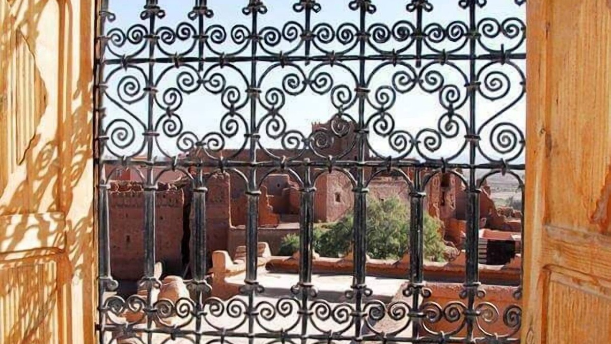Bou Tharar House | Kasbah Des Montagnes