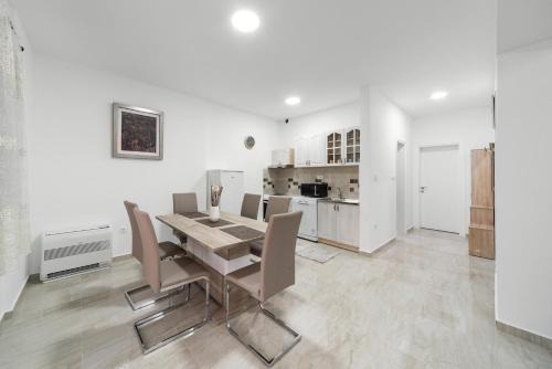 Skaljari Apartment | KaSi Apartments