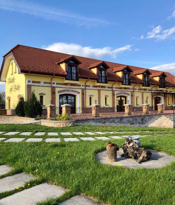 Haniska House | Kastély gróf Zichy