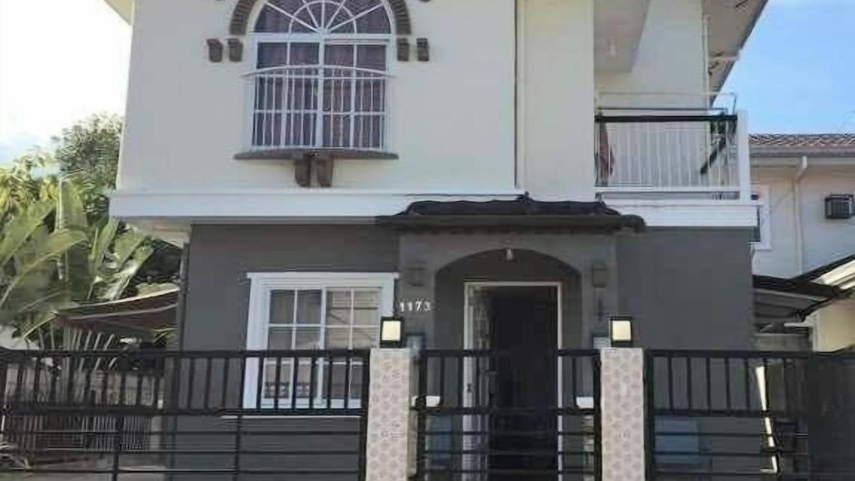 Dauis House | Kate Residence House