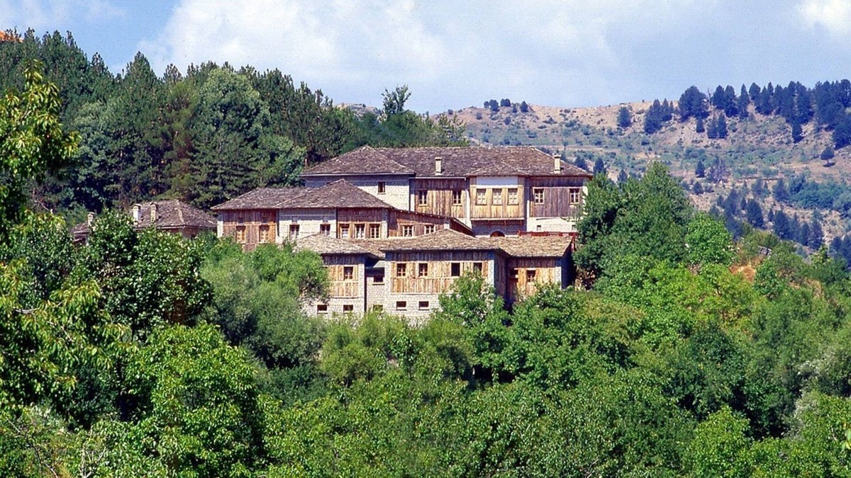 Metsovo Hotel | Katogi Averoff Hotel & Winery