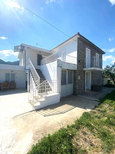 Xirokampi House | Katoikia Elia