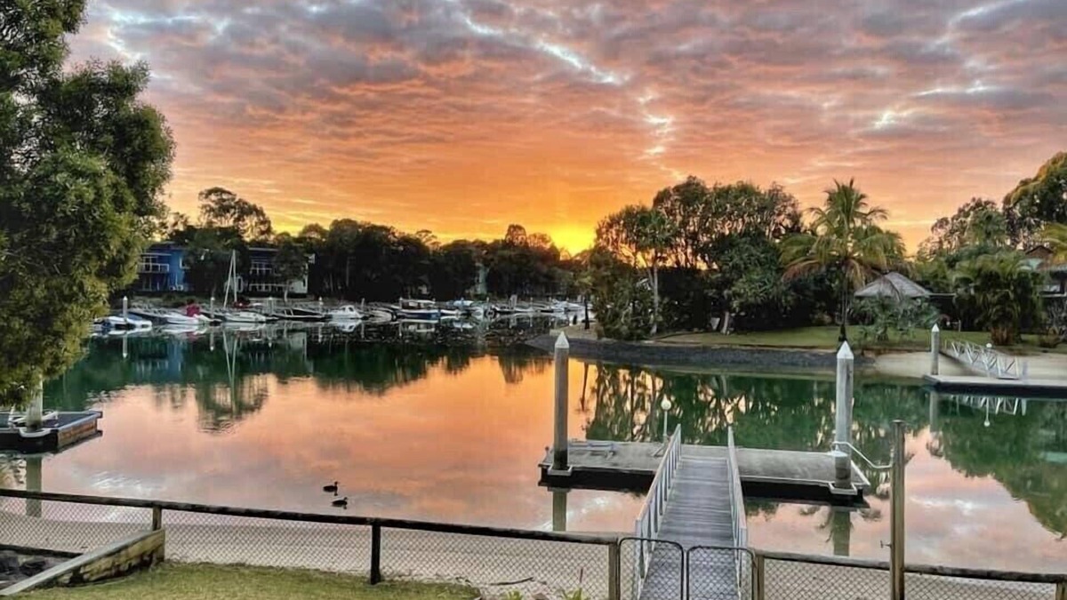 Gold Coast House | Katrina's Place at South Stradbroke Island Waters