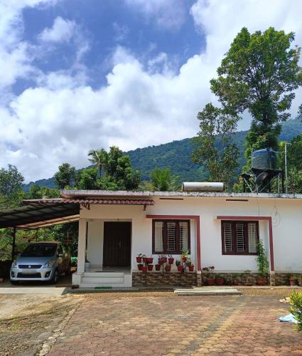 Todupulai House | Kattakayam Heaven