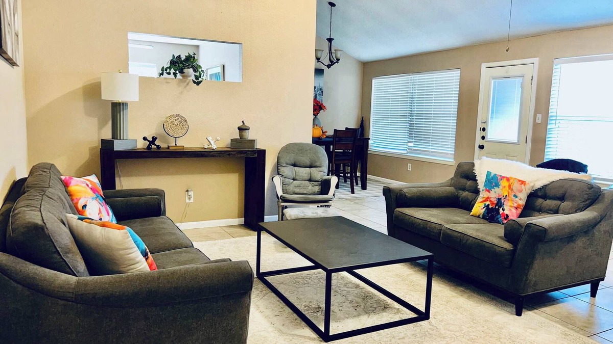 Katy House | Katy Hideaway - Charming 3 BDR!