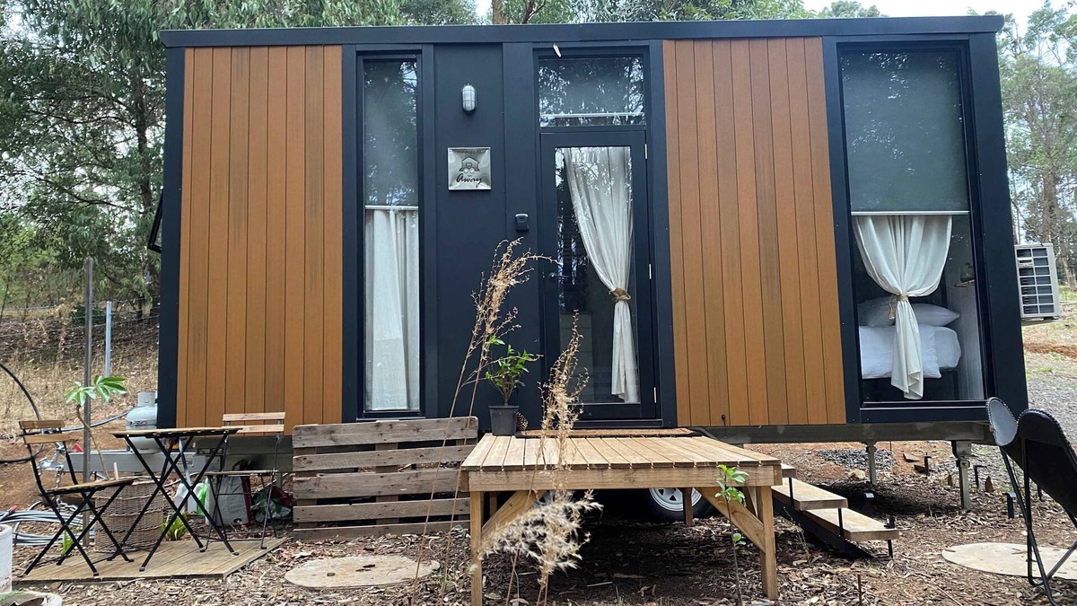 Kinglake Central House | Kaura Retreat by Tiny Away