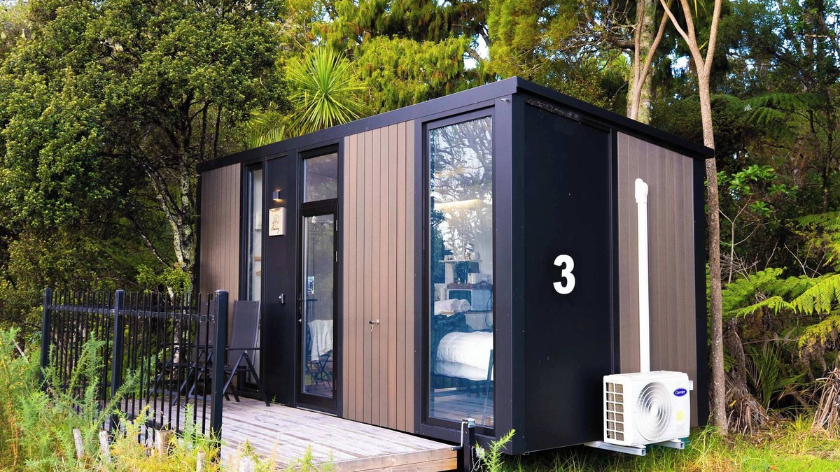 Waitoki House | Kauri Haven Cabin by Tiny Away