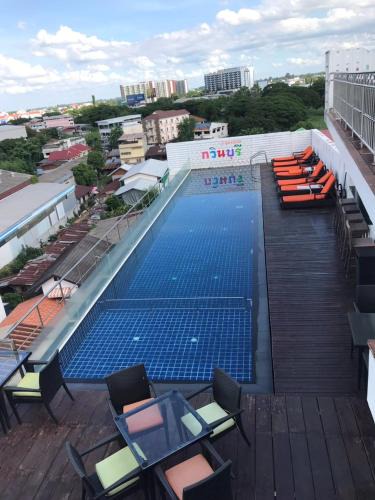 Mak Khaeng Hotel | Kavin Buri Green Hotel