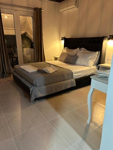 Pefki Apartment | KavirosHome