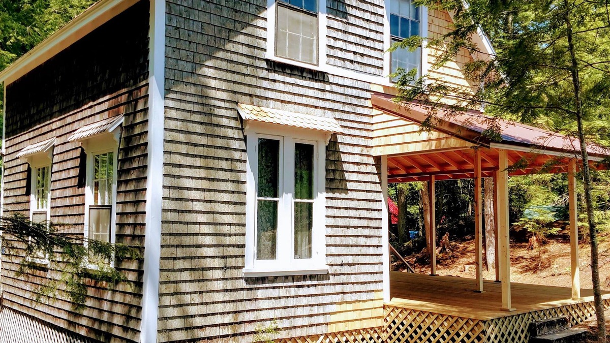 Lucerne-in-Maine House | Kay's Cottage -rustic Maine lakeside cottage