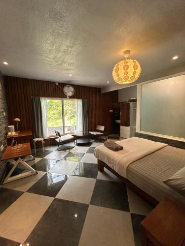 Kunchithanny House | Kayyath Valley Munnar - Luxury Hillside Sanctuary