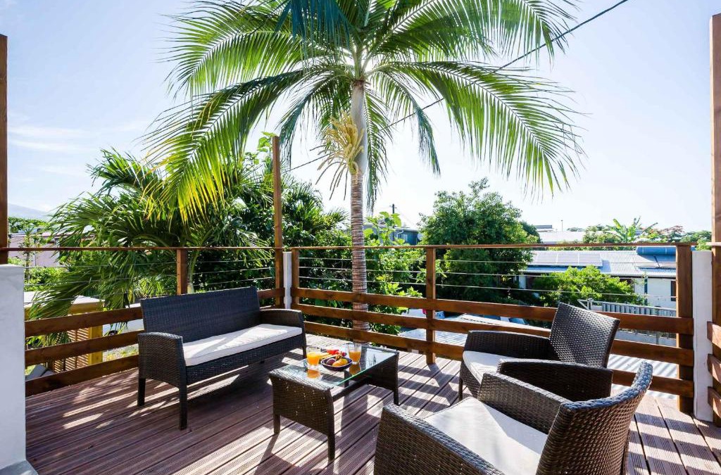 Etang Sale Les Bains Apartment | Kaz Combava