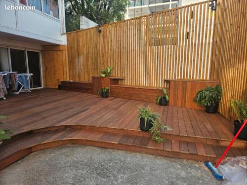 Centre-Ville House | Kaz Lagon Suffren