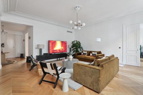 Madeleine Apartment | KAZA BELLA - Paris 8 Luxurious apartment close to Arc de Triomphe