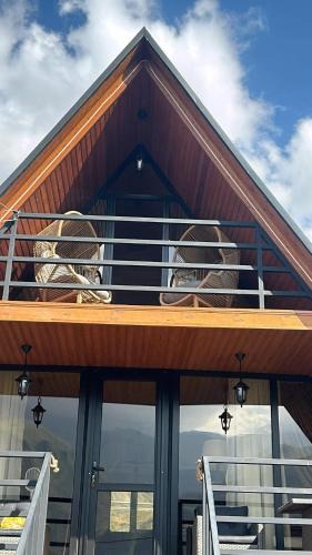 Stepantsminda Apartment | Kazbegi cottage kide- ყაზბეგში კოტეჯი კიდე