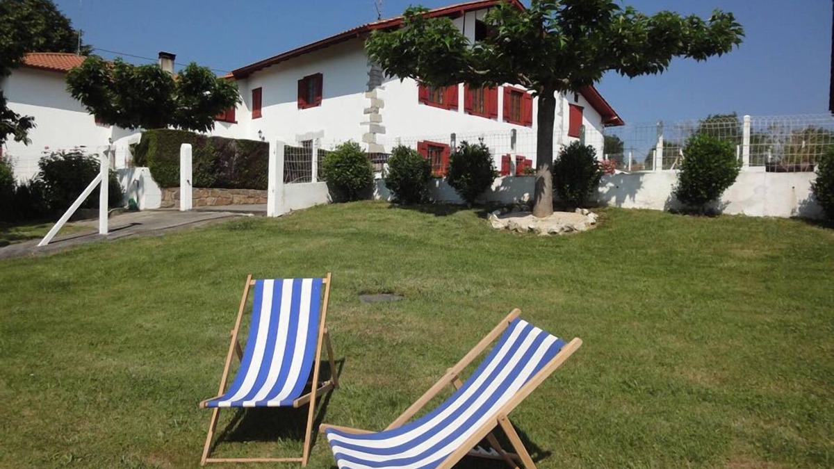 Helette House | Kazerna - Helette - Gîte