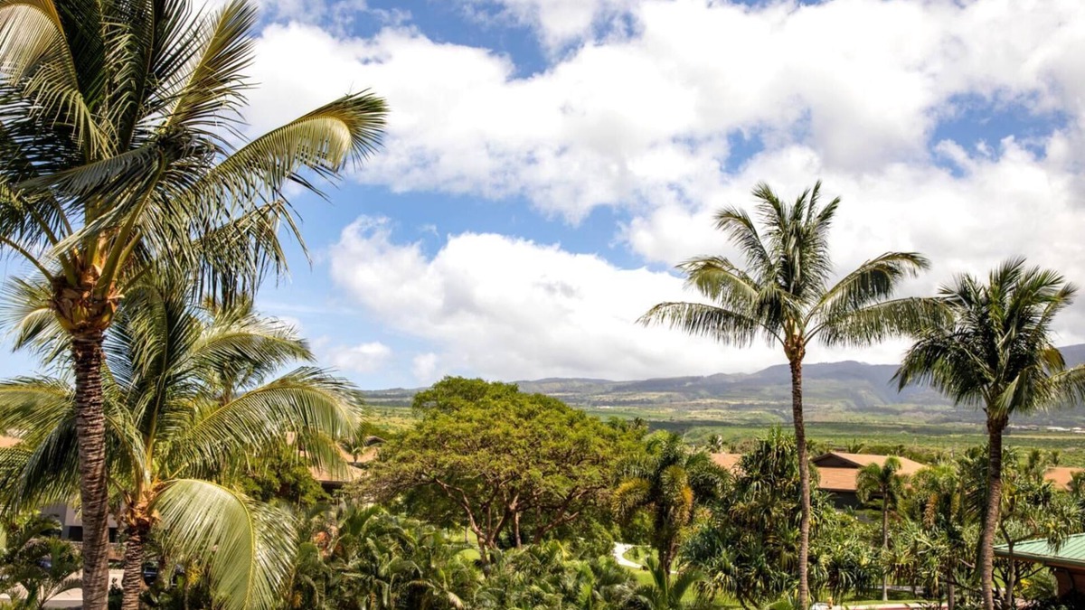 Honokowai Condo | KBM Resorts | Spacious 4-Bedroom Honua Kai Collection | Multi Unit Listing | Same Floor | Ocean Views + 2 Free Rental Cars! HKK-334/43