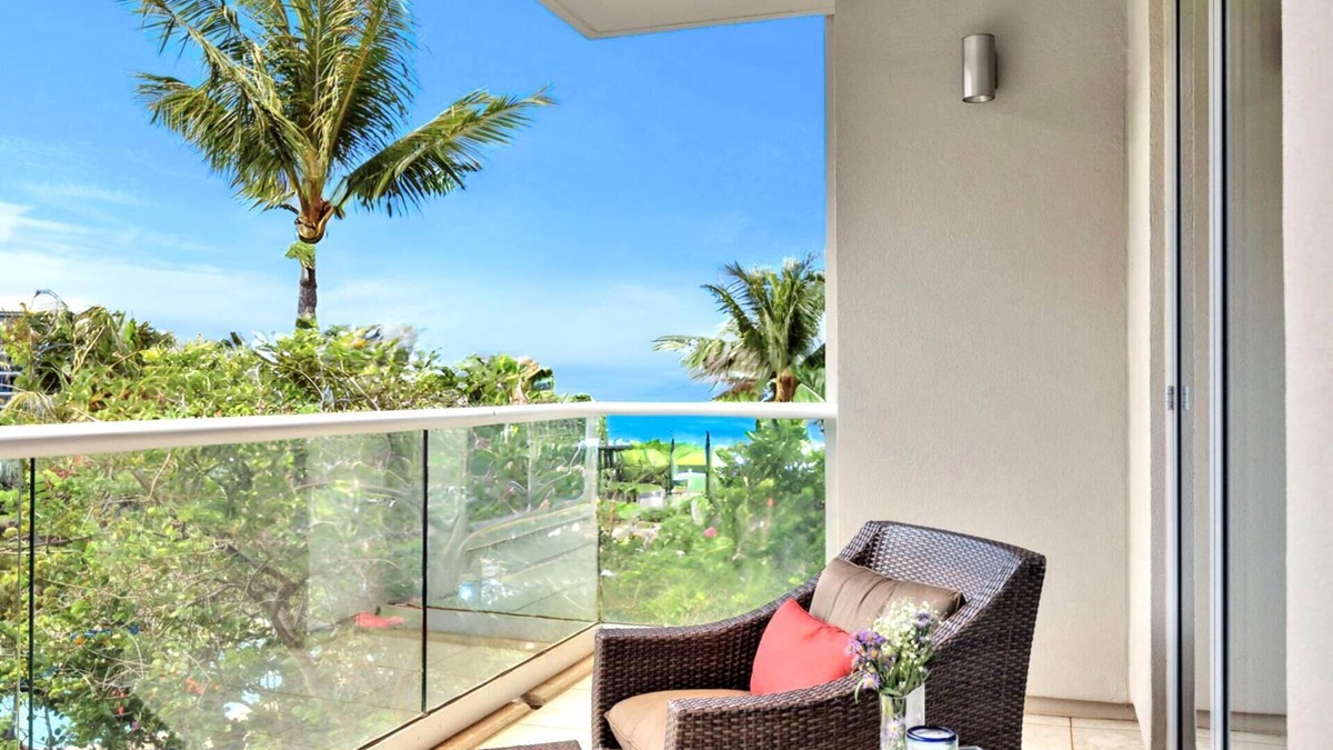 Honokowai Condo | KBM Resorts | Spacious 5-Bedroom Honua Kai Collection | Multi Unit Listing | Same Floor | Ocean Glimpses + 2 Free Rental Cars! HKK-334/49