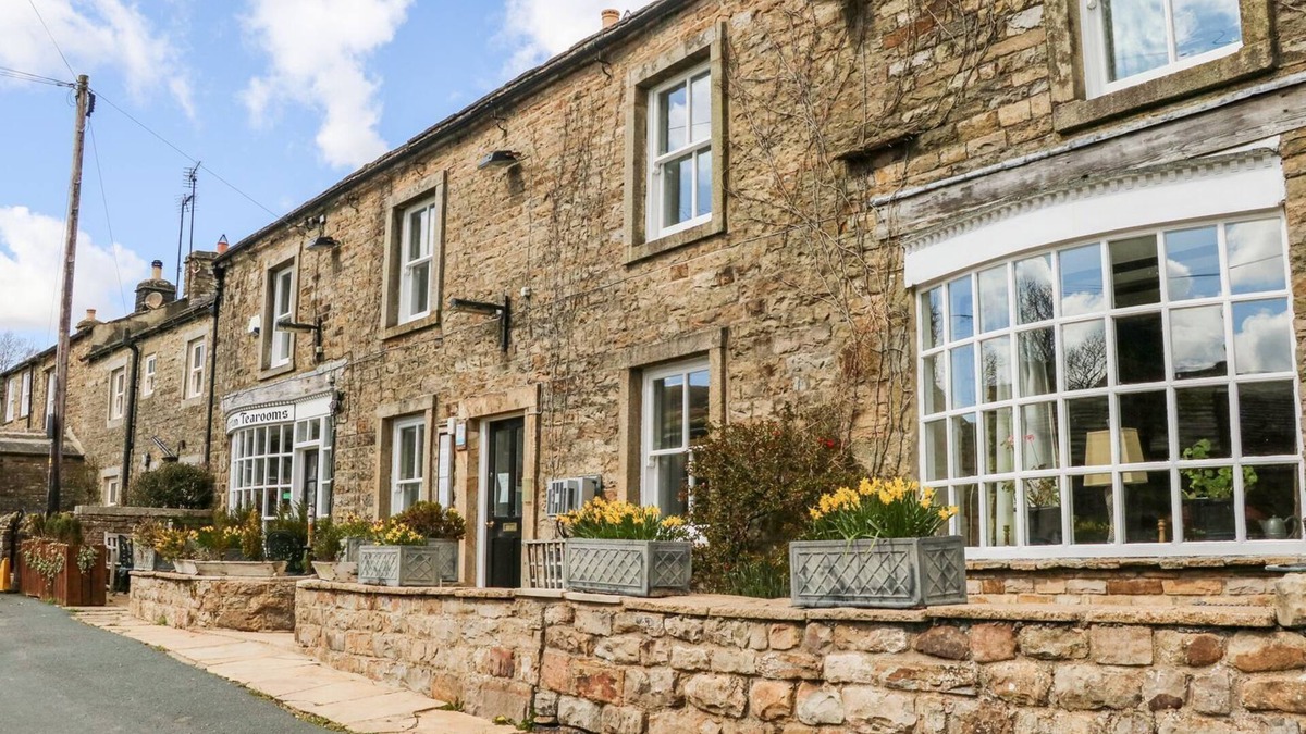 Worton Cottage | KEARTON SHUNNER FELL, pet friendly in Muker