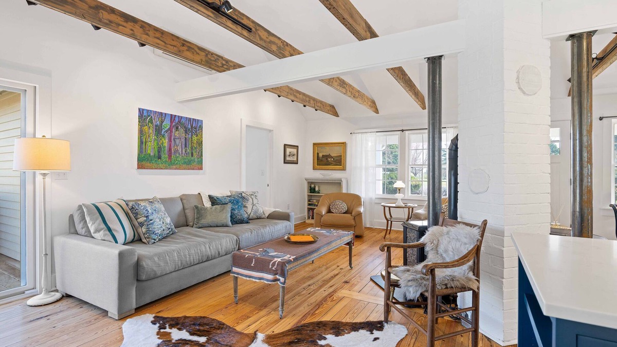 Keene House | Keelona Cottage 2 BR 2 BA near vineyards