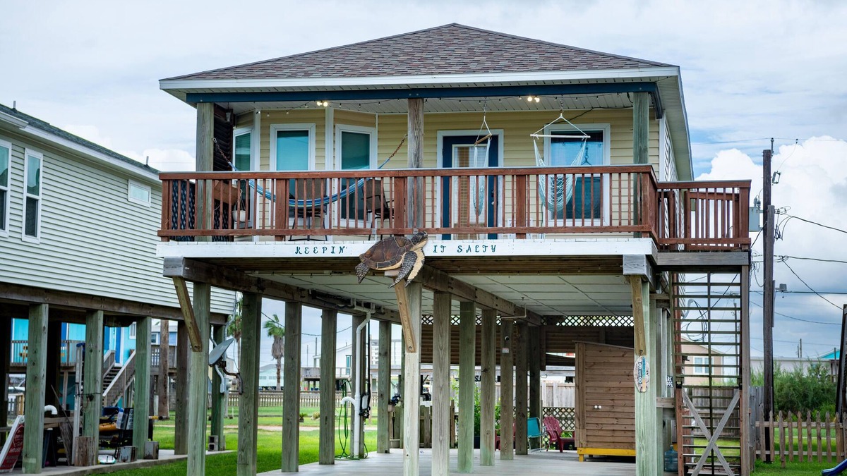 Surfside Beach House | Keep It Salty