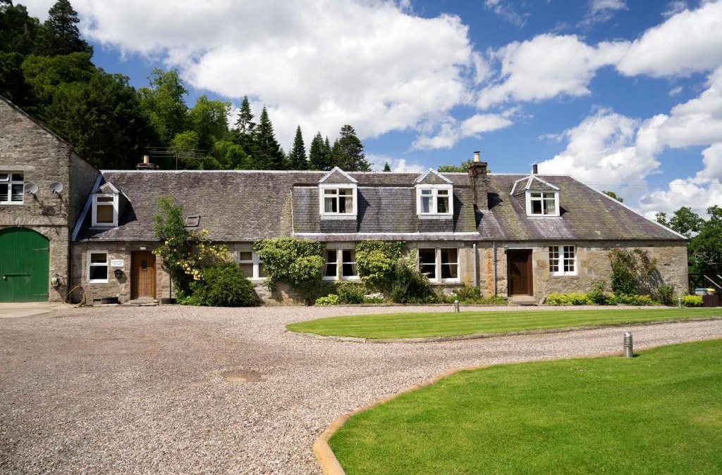 Kincraigie House | Keepers Cottage