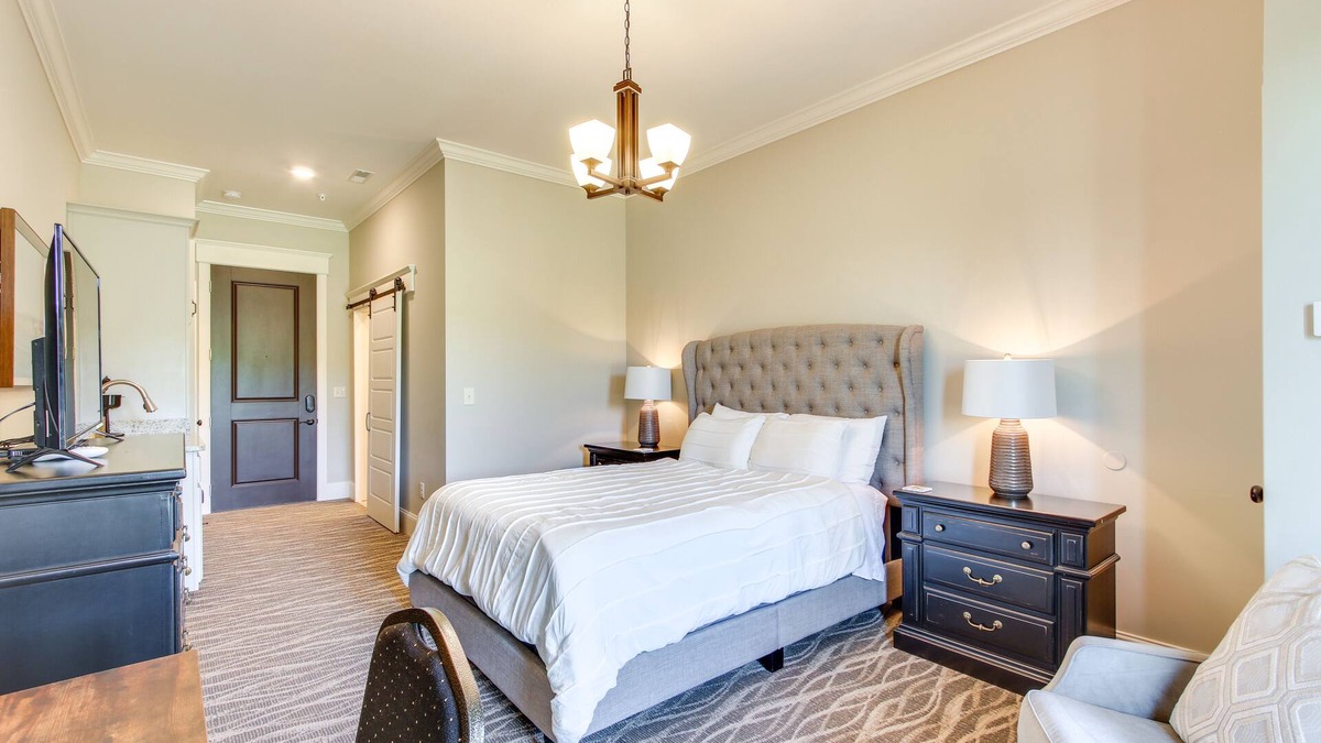 Lawrence County Apartment | Keestone Studio with Resort Amenities!