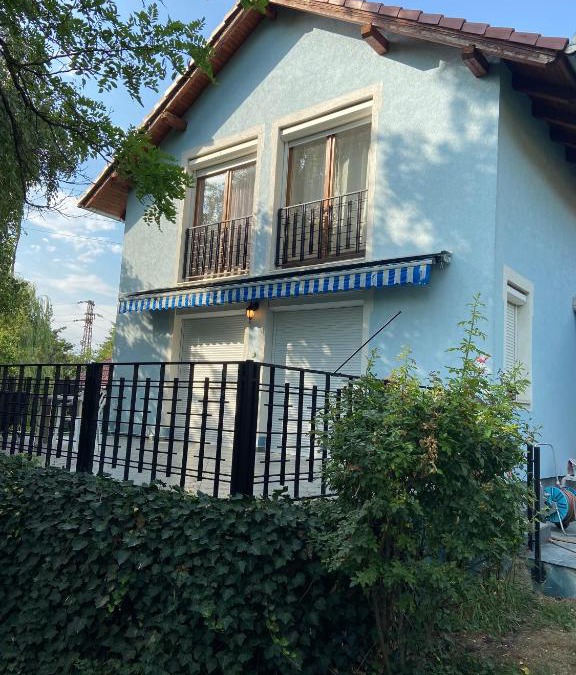 Veszprem Apartment | Kékház Apartman