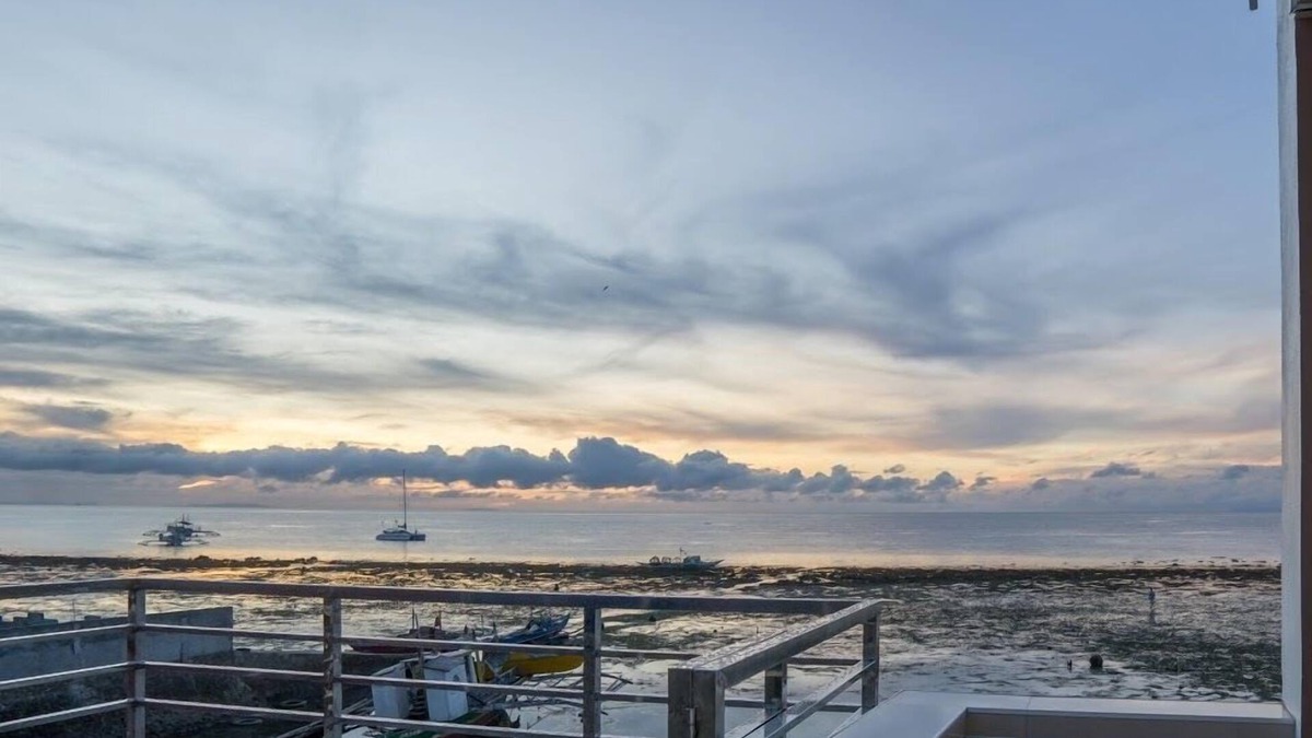 Dalaguete Apartment | Kellocks seaview apartelle