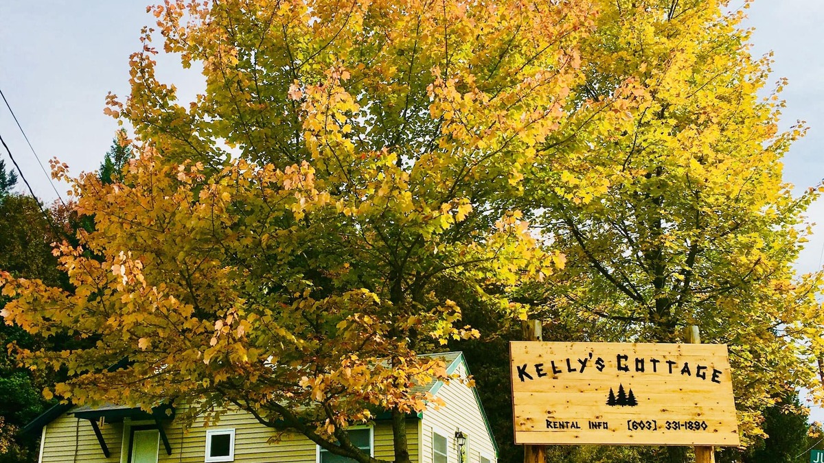 Pittsburg House | Kelly's Cottage ~ clean, cozy & cute cabin in Pittsburg, NH