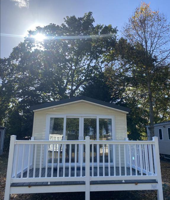 Clacton-on-Sea House | KellysHolidayHomes 26 Willerby 2 bedrooms caravan