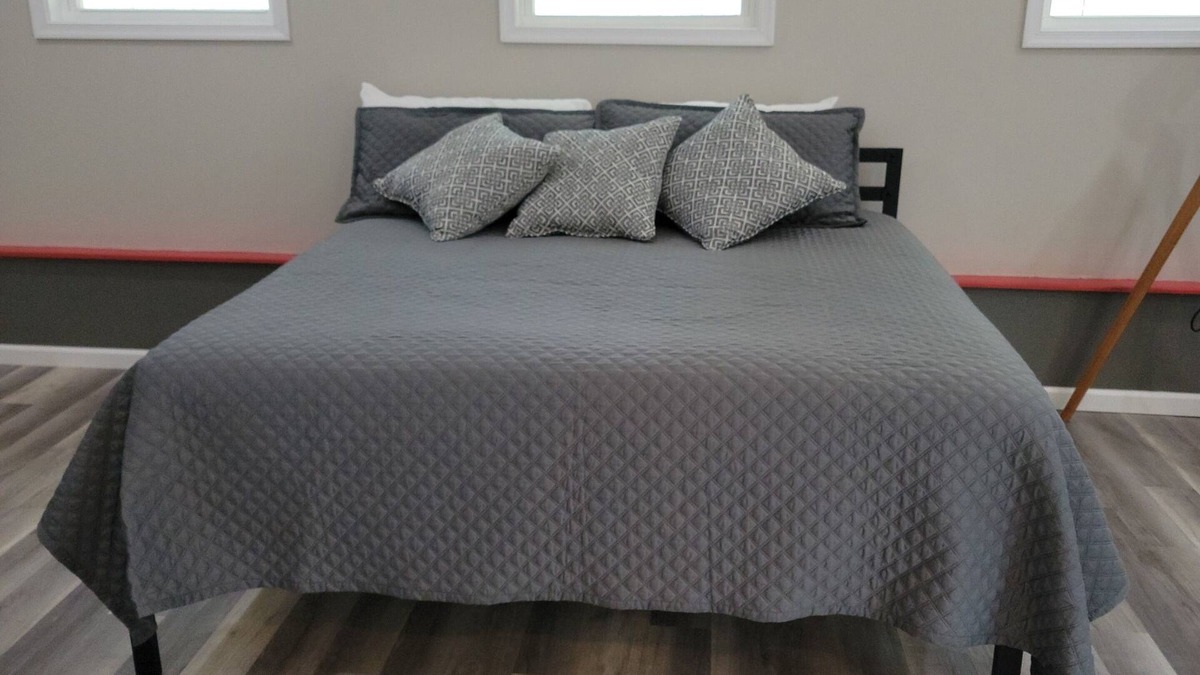 Midlothian Apartment | Kelsea's Korner - Awesome 900sf studio!