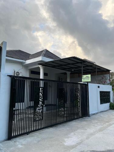 Banjarbaru Villa | Kemari Homestay