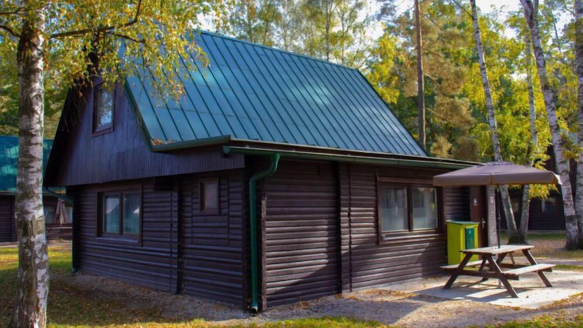 Hradec Kralove House | Kemp Stříbrný rybník by Interhome