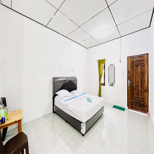 Berastagi House | Kempu Tigan Homestay Berastagi Mitra RedDoorz