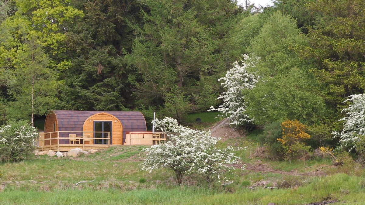 Saint John's Town of Dalry Cottage | Kendoon Cabin - a pod that sleeps 2 guests in 1 bedroom