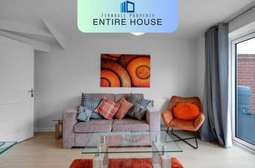 Maidenhead House | Kensal Green 4 Bedroom and 2 Bathroom House with Parking