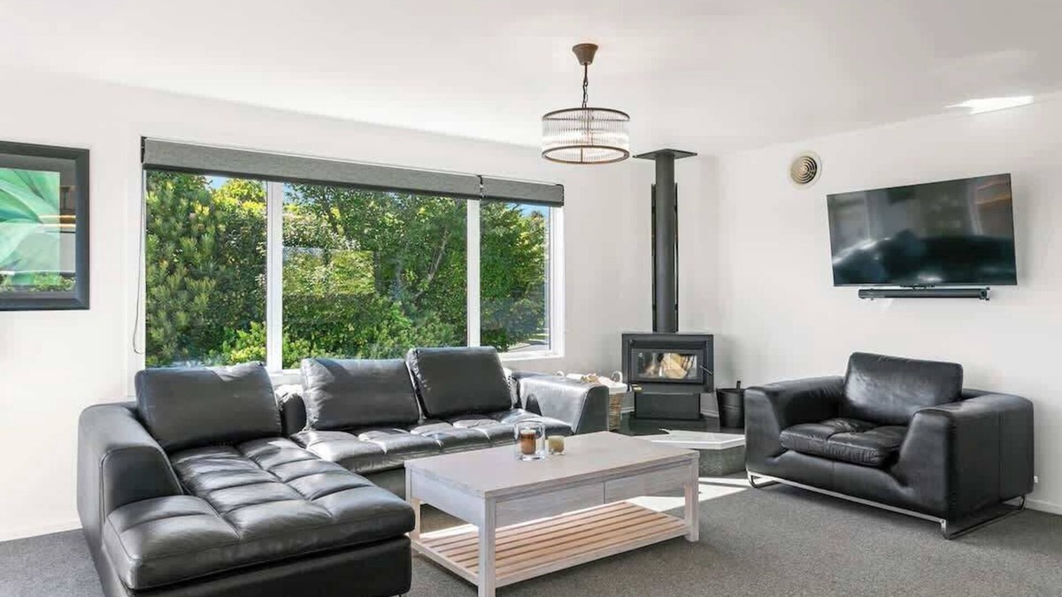 Richmond Heights House | Kensington Gem-Family Getaway in the heart of Taupo