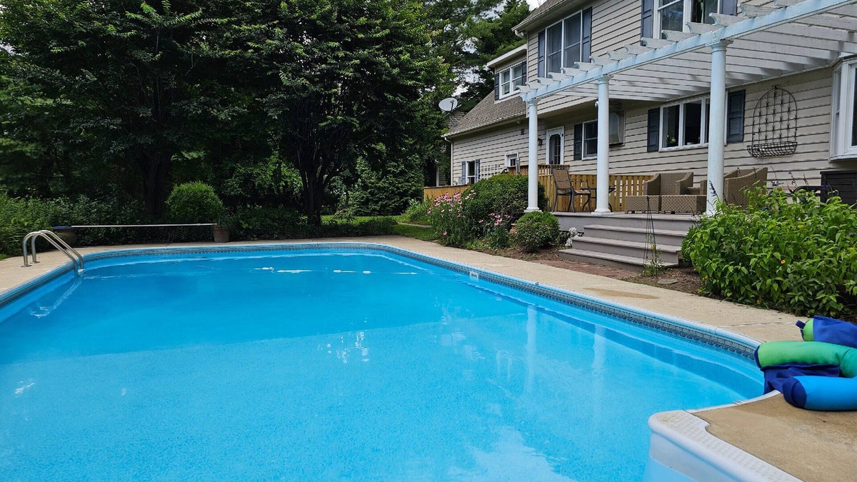Grasonville House | Kent Island Waterfront | Game Room | Private Dock | Pool