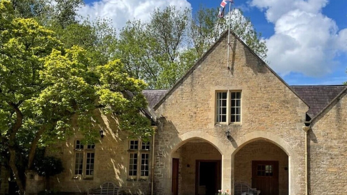 Lullington Cottage | Kents Cottage, Orchardleigh Estate