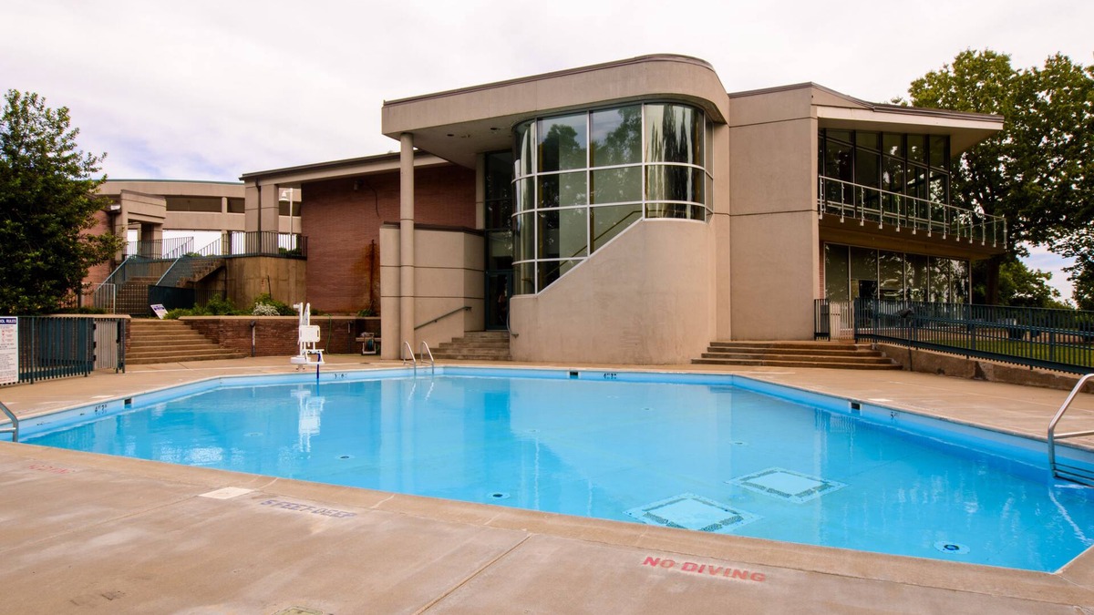 Gilbertsville Hotel | Kentucky Dam Village State Resort Park