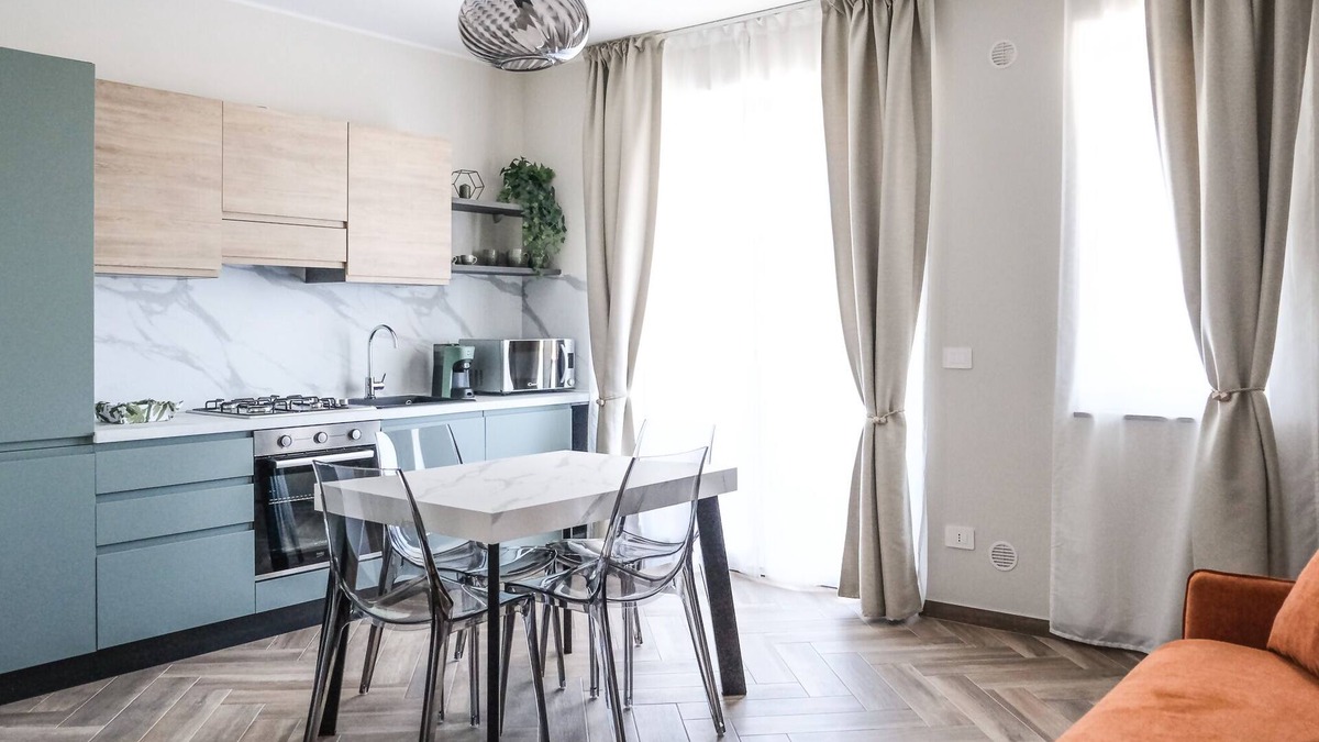 Milazzo Apartment | Kenya Apt Milazzo: Center & Port Aeolian Islands
