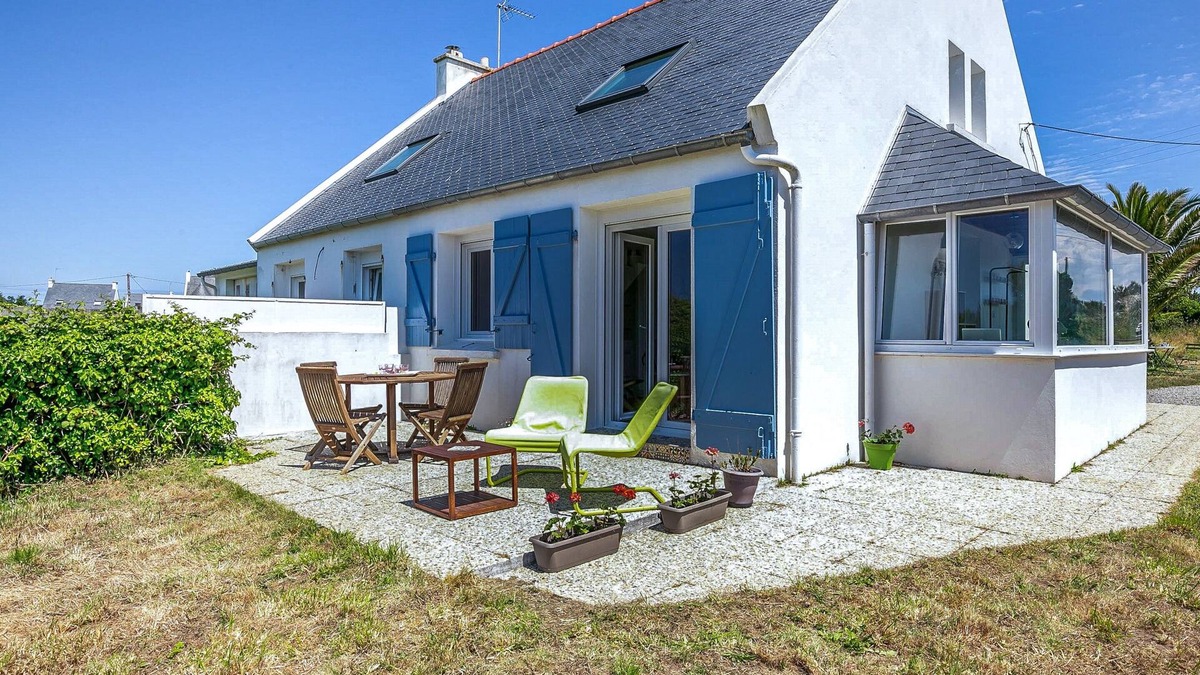 Porspoder House | Ker Ar Men - Two Bedroom House, Sleeps 4
