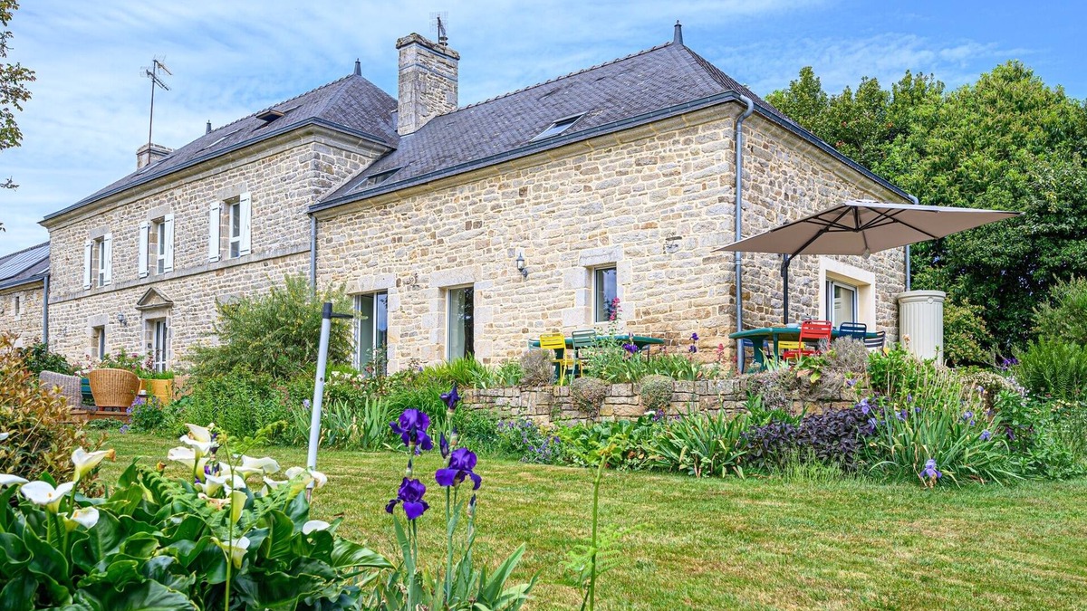 Monterblanc House | KER CASE A NOU - Belle Longère familiale à la campagne à 10 minutes de Vannes