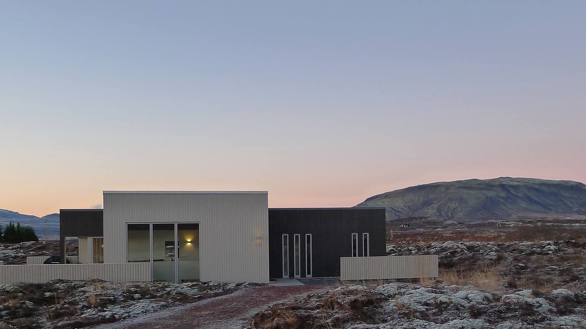 Selfoss Cottage | Kerbyggd: Luxury House and Cottage in Golden Circle
