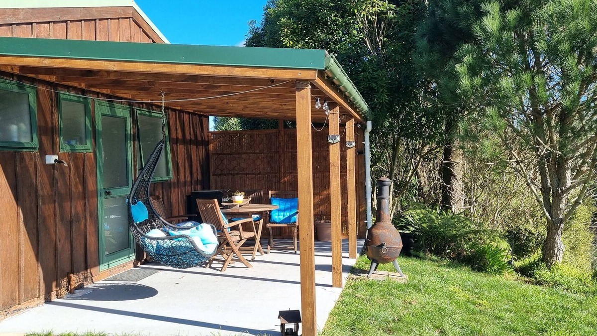Whakamarama House | Kereru Cottage-Rural B&B near Tauranga,NZ.