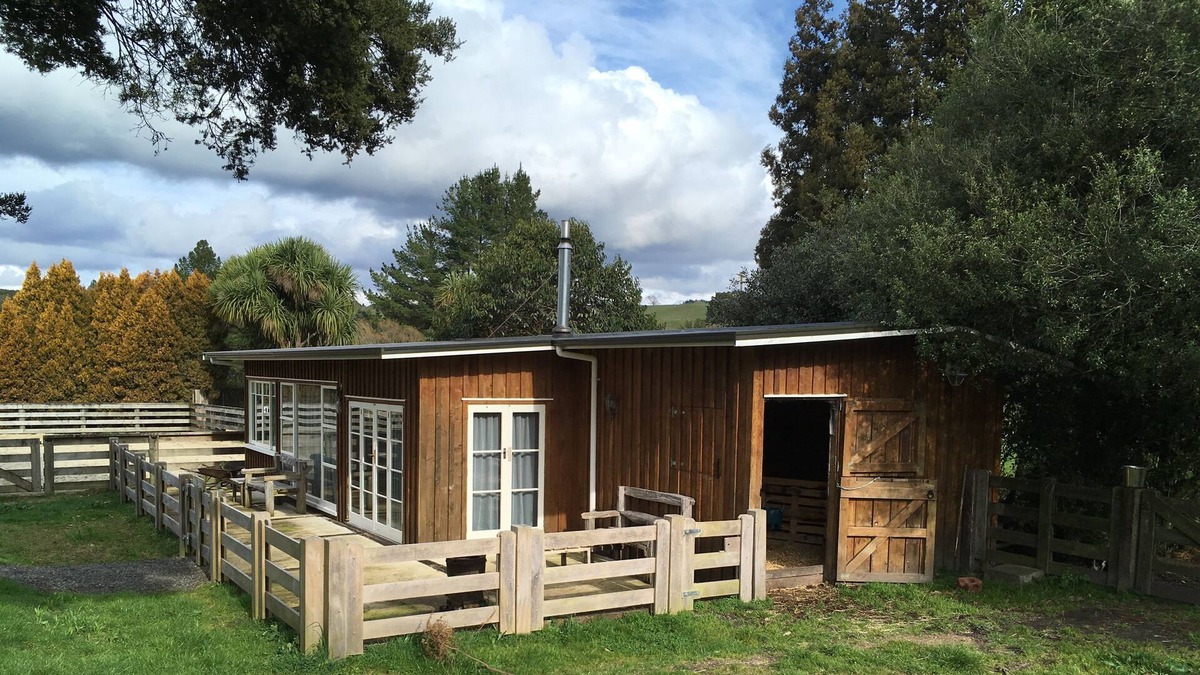 Kakahi House | Kereru Lodge Kakahi: Private and Peaceful Getaway