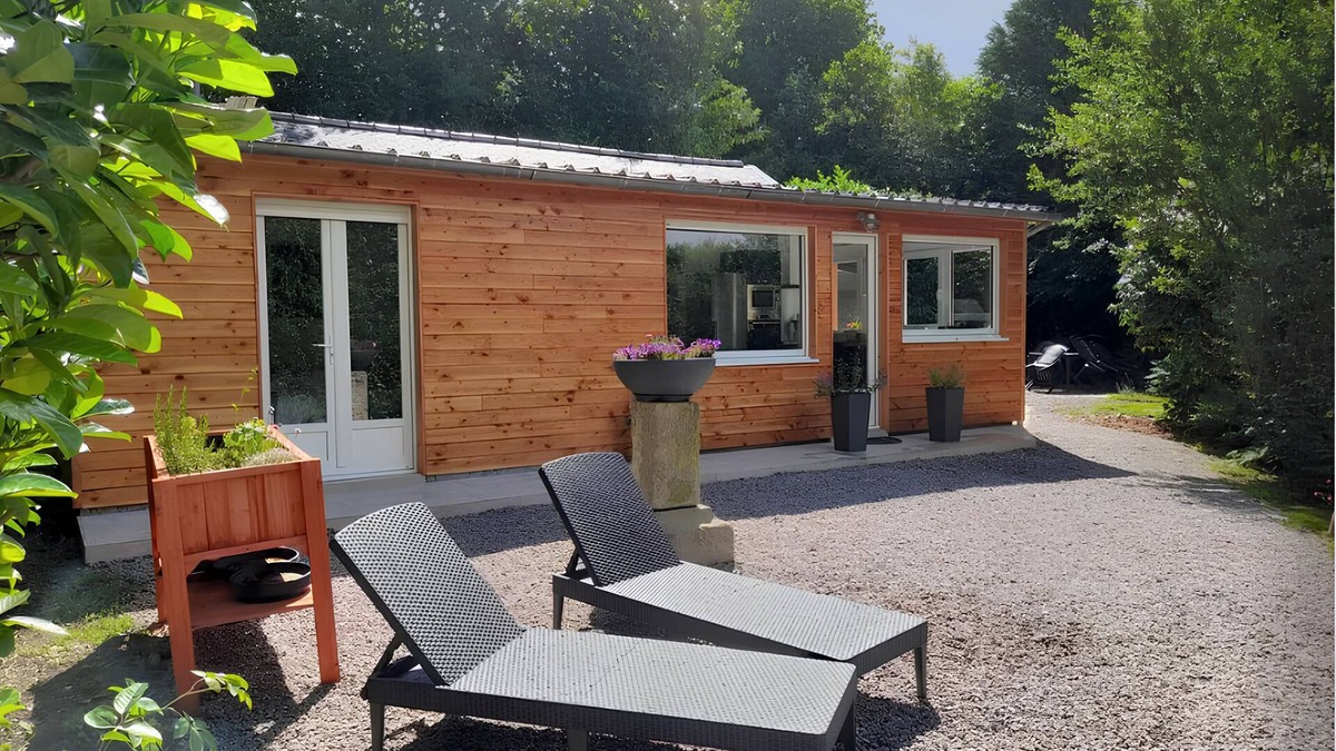 Plouegat-Guerand House | Kerjolly 4-star gite with pond and river in a peaceful setting not overlooked