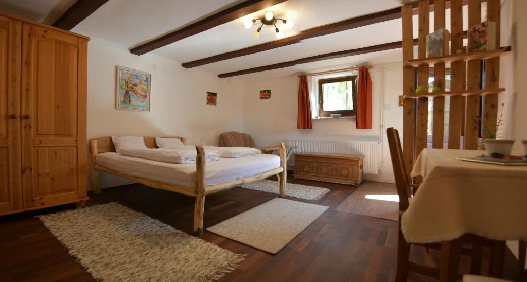 Mor Apartment | Kerti lak