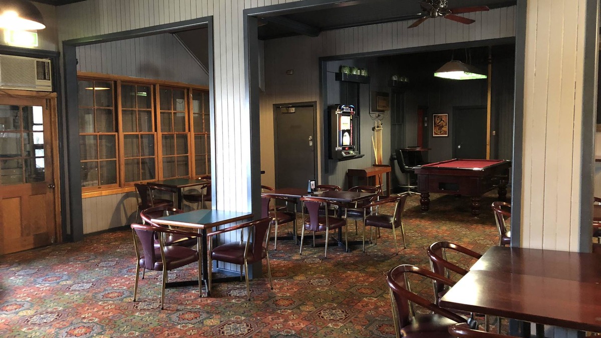 Redbank Hotel | Kerwick Hotel